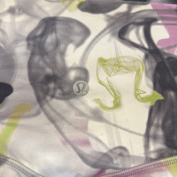 Lululemon unicorn throwback align shorts - Picture 5 of 6